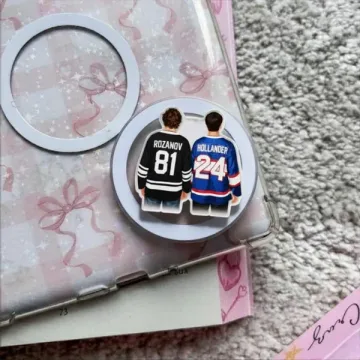 Rozanov and Hollander Couple Heated Rivalry Kindle Sticky Phone Grip