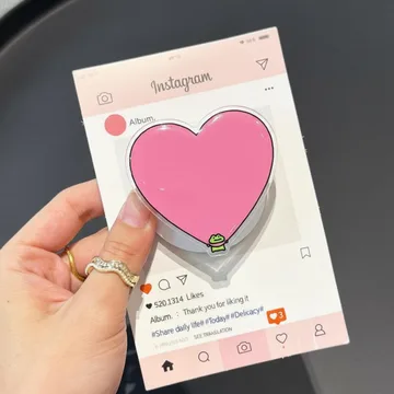 Kawaii Heart Chibi Smiley Valentine Cupid MagSafe Phone Grip