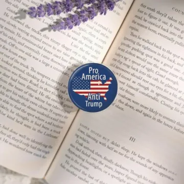 Pro America Anti Trump Political Protest Bookish Kindle Phone Grip