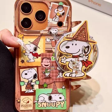 Kawaii Snoopy Wizard with Wizard Hat Chibi Smiley Phone Grip