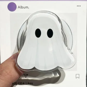 Spooky Minimalist Ghost Halloween Pumpkin MagSafe Phone Grip