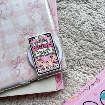 Reader Tarot Card Smut Spicy Book Romance MagSafe Phone Grip