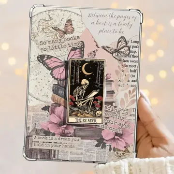 Reader Skeleton Tarot Card Retro Vintage Kindle Bookish Phone Grip