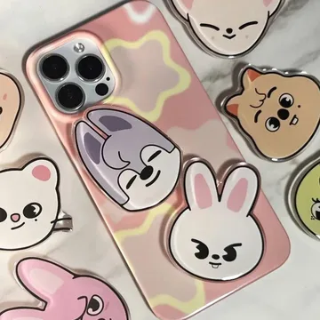 KPOP Mount Anime Manga Magnetic Cute Trendy Stylish Phone Grip