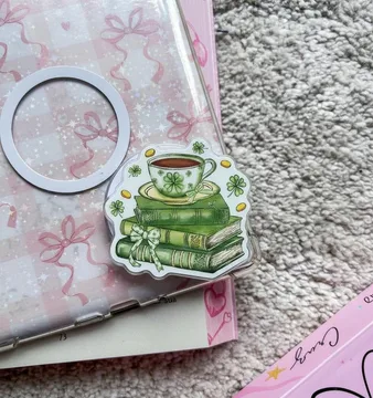 Irish Green Book Stack Library Bookshelf Magnetic Phone Grip