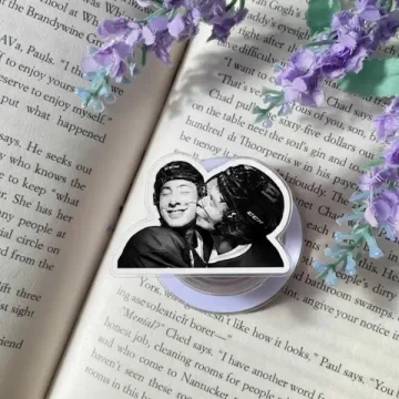Heated Rivalry Inspired Ilya Shane Kiss Bookish Kindle Phone Grip