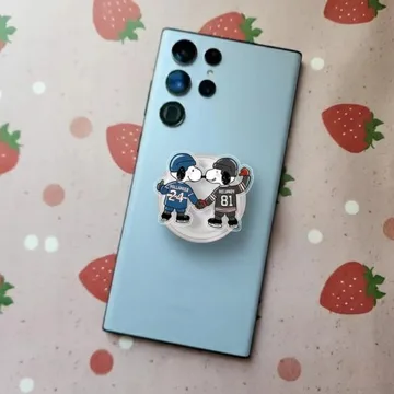 Hockey Players Football Baseball Magnetic Cute Trendy Phone Grip