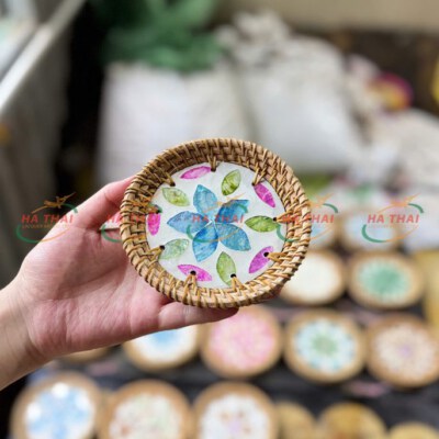 Iridescent Mother-Of-Pearl Inlaid Lacquer Trinket Plate