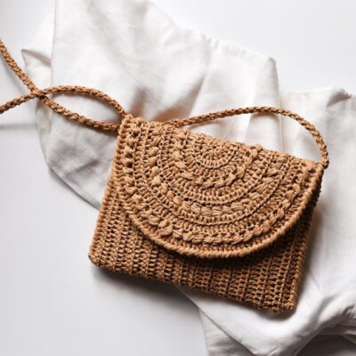 Vintage Rectangular Woven Straw Purse