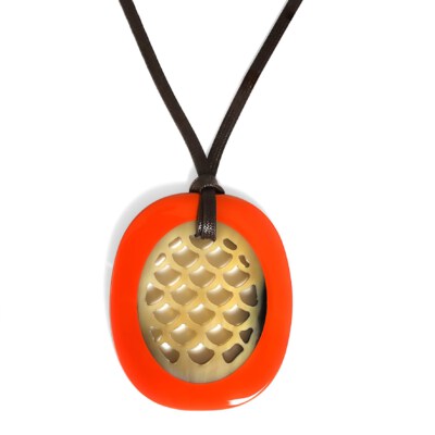 Buffalo Horn Lacquer Pendant Jewelry (Eco-Friendly, Handmade, Natural Color Variations)