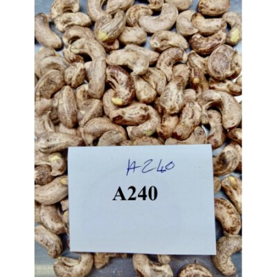 Salt-Roasted In-Shell Cashew Nuts A240