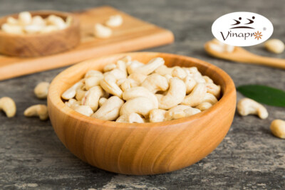 AFI-Grade Cashew Kernels WW320 & WW450