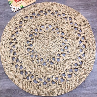 Handwoven Seagrass Round Rug