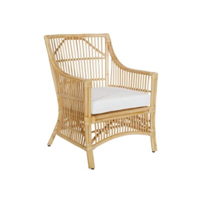 Traditional Fan-Back Rattan Lounge Chair