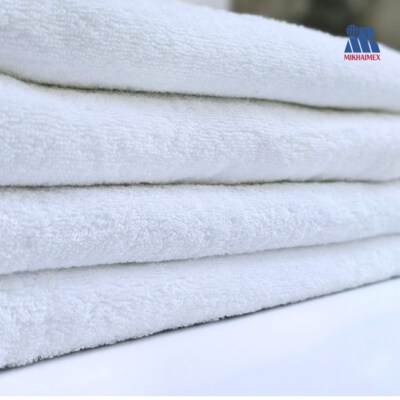 Hotel White Cotton Towel Set – 4 Pieces