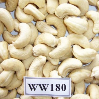 White Cashew Kernels WW180