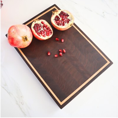 The Frame Walnut Cutting Board (Cross-Grain Walnut, Maple Border, Food-Safety Tested, T008WMKF)