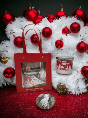 Christmas Gift Set (14 OZ Scented Candle, Plant-Based Wax, 35 Hours)
