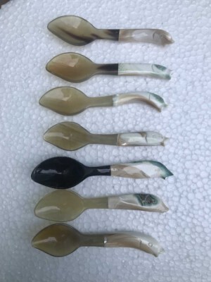 13 Cm Mirror-Polished Horn Caviar Spoon With Mother-Of-Pearl Handle