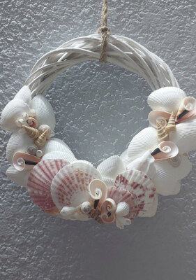Handmade Wooden Seashell Wreath 2