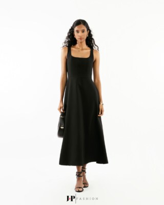 Black Midi Flared Dress An Dat